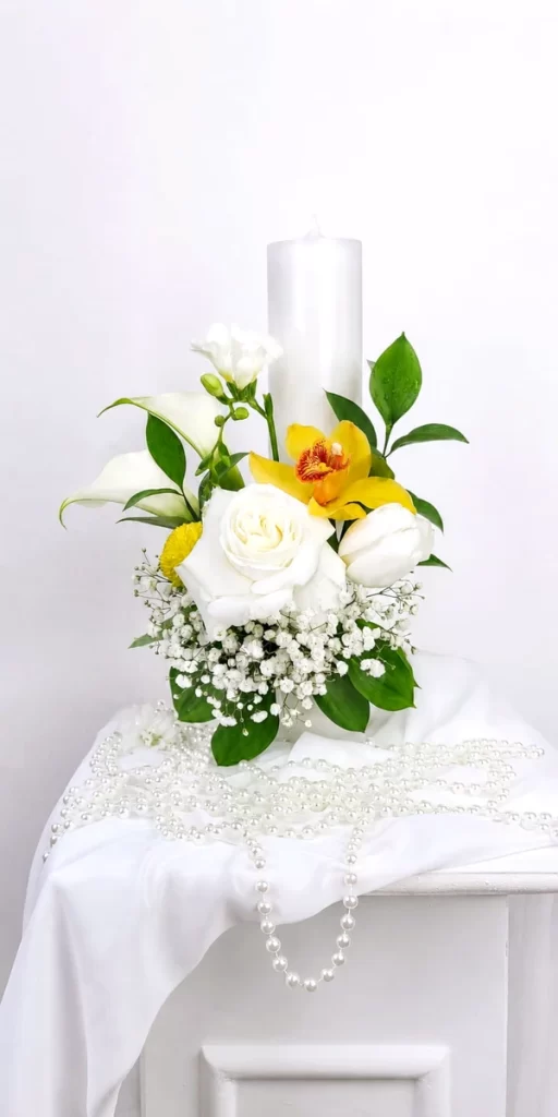 Lumânare de cununie cu orhidee galbenă cymbidium și lalele albe, Iași